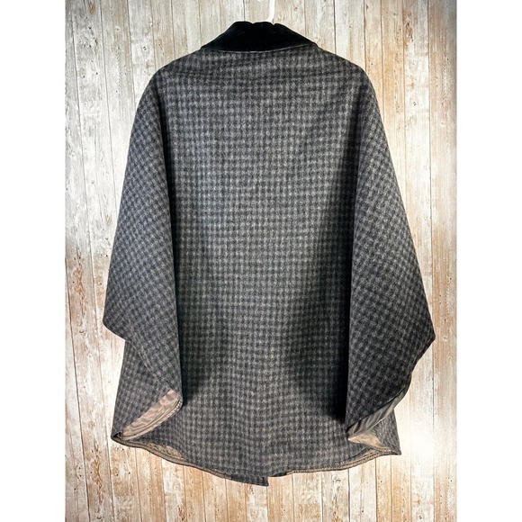VTG Laponia Austrian Cape OS Black Gray Houndstooth Velvet Collar Double Button - Picture 2 of 8